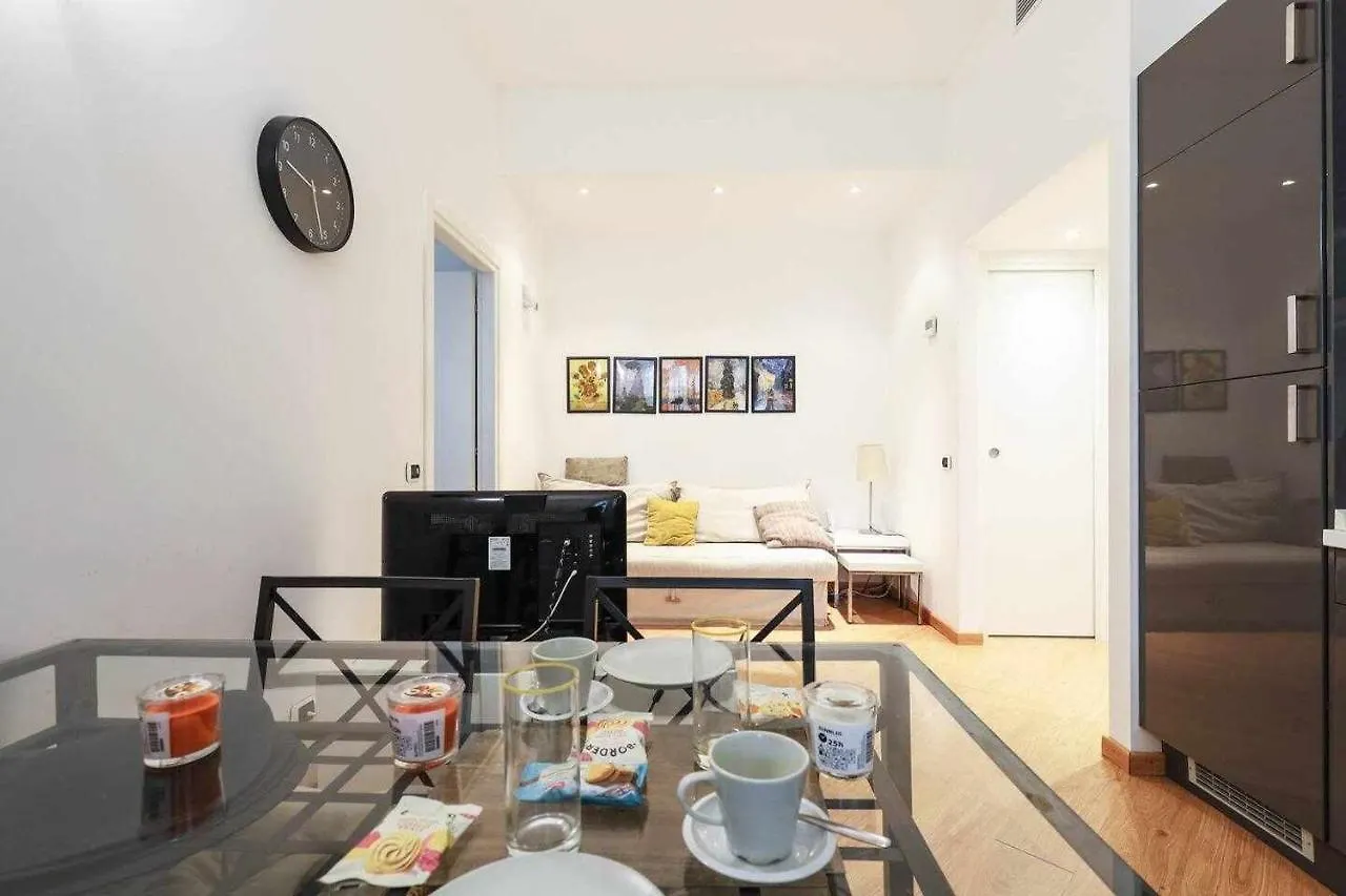 Apartment Ferienwohnung Sv18C Charming Modern Flat S Ambrogio Mailand